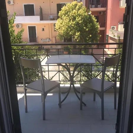 Marias With Balcony In Town Διαμέρισμα Λευκάδα